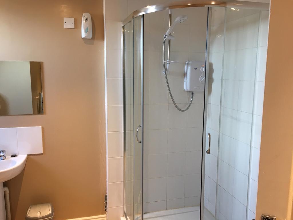 Anfield Accommodation Part Of The Twelfth Man Public House Liverpool Ngoại thất bức ảnh